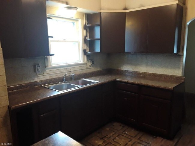 Foto del edificio - 156 E Auburndale Ave