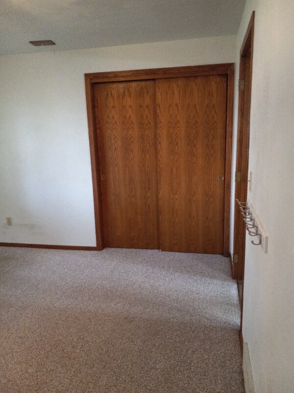 Foto del edificio - 1244 Primrose Ln