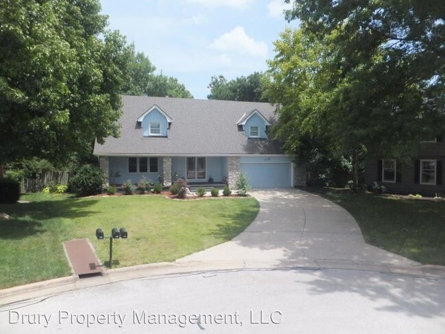 Building Photo - 5 br, 3.5 bath House - 1346 S. Raintree Place