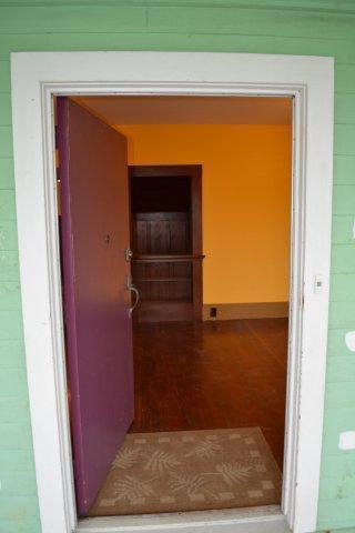 Foto del edificio - Beautiful, spacious Craftsman, Owner pays Yard Care, Laundry on site