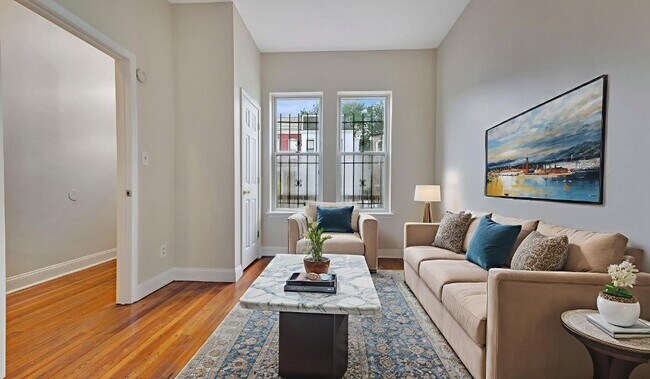 Foto del edificio - 720 Gresham Pl NW
