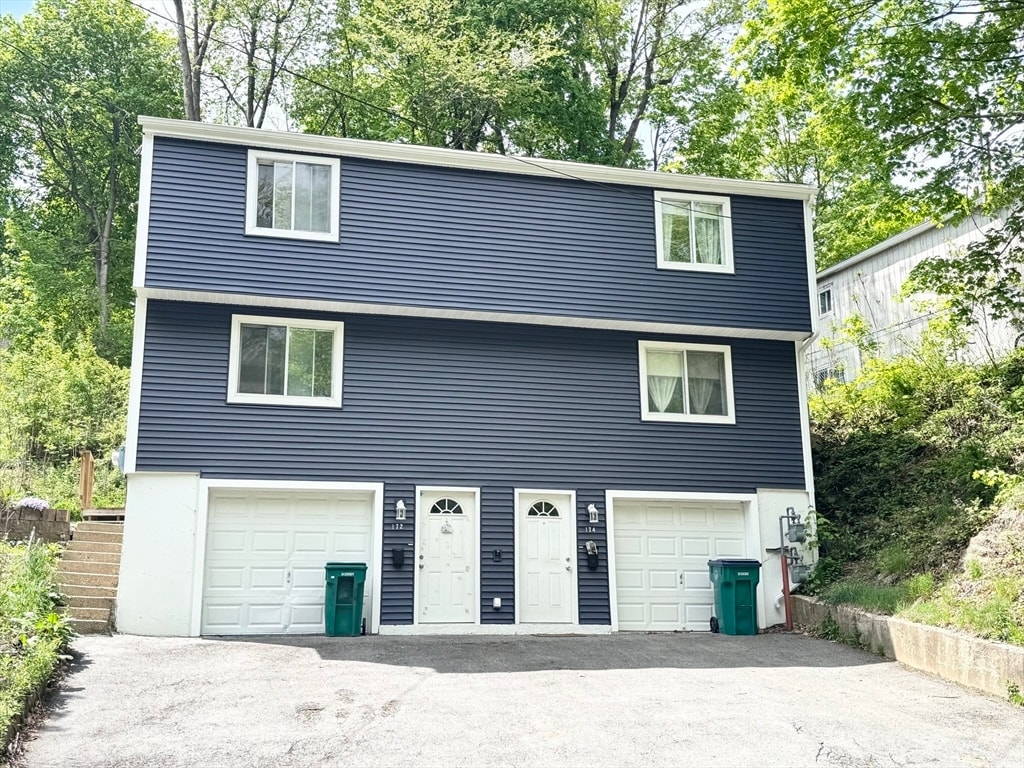 Foto principal - 174-174 Sanborn St
