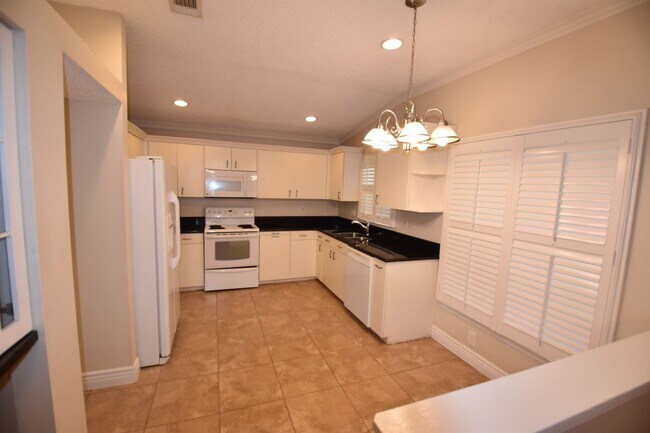 Building Photo - 4422 Weeping Willow Cir