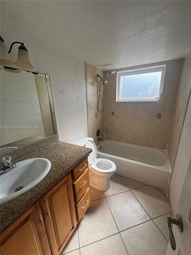 Foto del edificio - 8601 SW 94th St