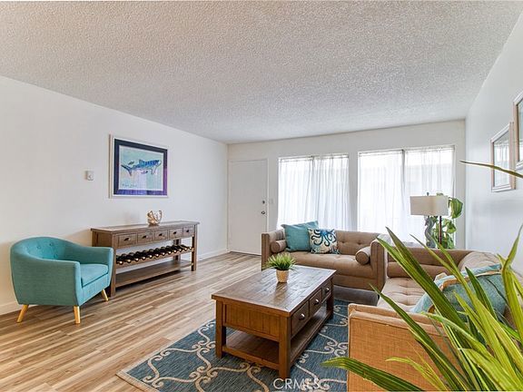 Foto del edificio - 5500 Ackerfield Ave