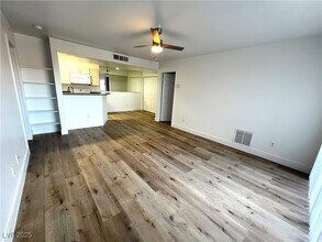 Building Photo - 5138 S Jones Blvd