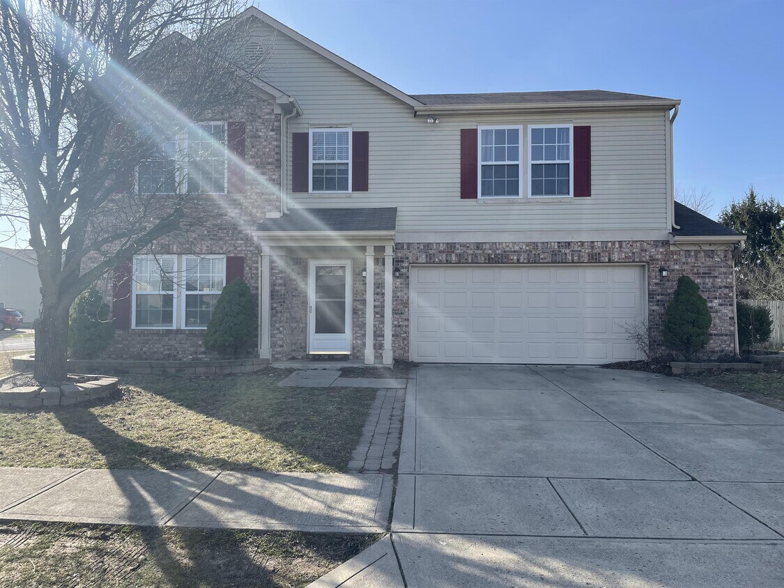 Primary Photo - 9144 Summerfield Dr