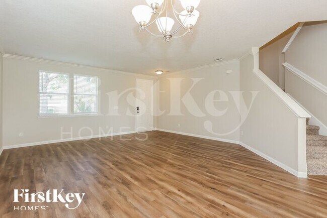 Foto del edificio - 76112 Deerwood Dr