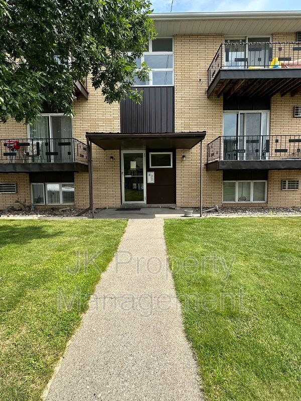 Foto del edificio - 1400 4th St S