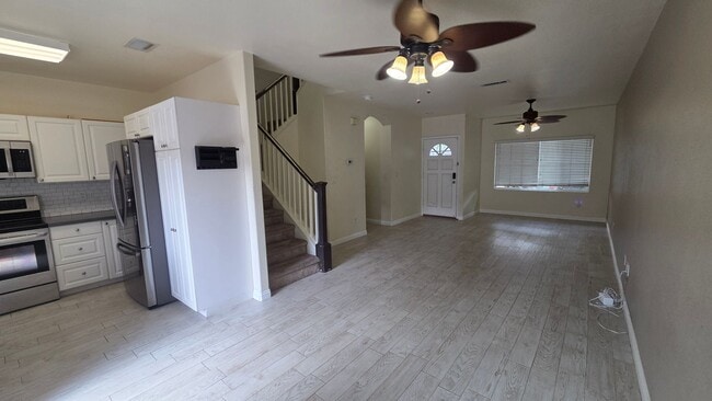 Building Photo - Beautiful 3/2.5 Townhome "Ke Noho Kai" at Ocean Pointe