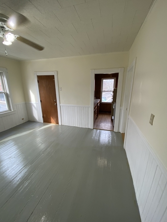 Building Photo - 124 Crapo St