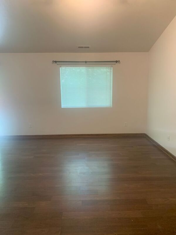 Foto del edificio - 512 N Perry St