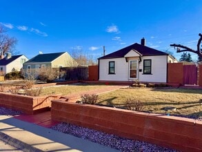 Building Photo - 2080 Elmira St