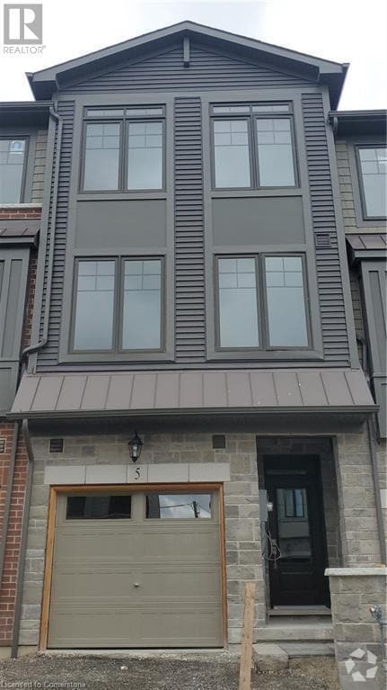 Building Photo - 10 Birmingham Dr