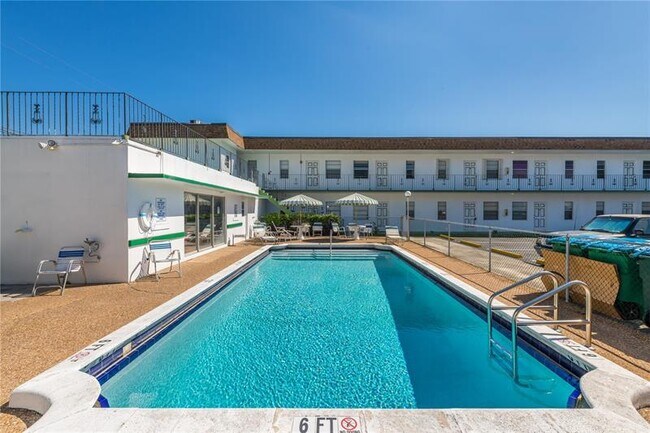 Foto del edificio - 2225 Polk St