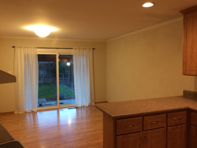 Foto del edificio - 741 6th Ave