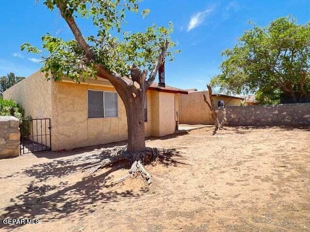 Building Photo - 3329 Red Sails Dr