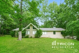 Building Photo - 2 Ironwood Ct