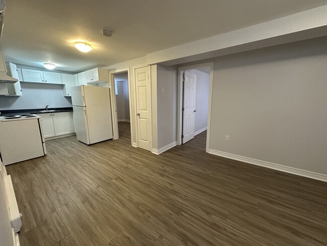 Lower Unit Living Area - 6139 Coburg Road