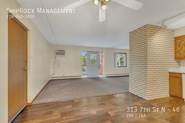 Foto del edificio - 313 7th St N
