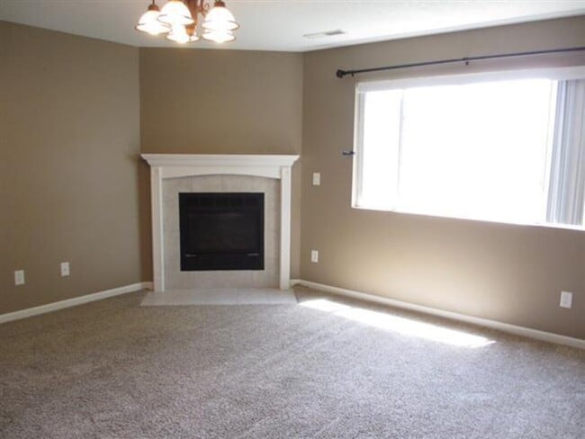 Building Photo - 455 N Front Street #102