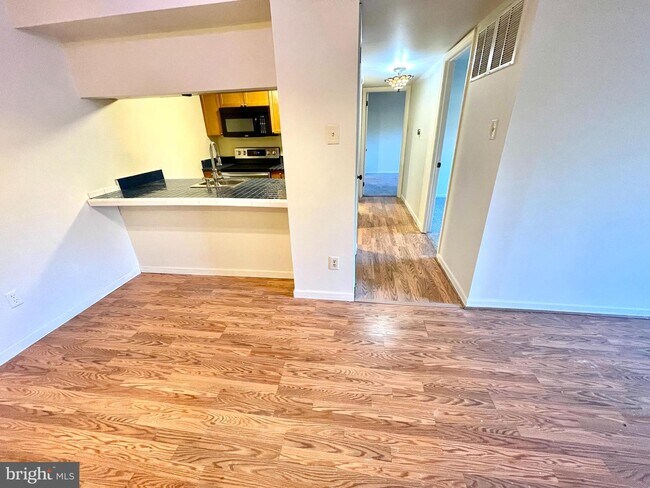 Foto del edificio - 158 Berwick Pl