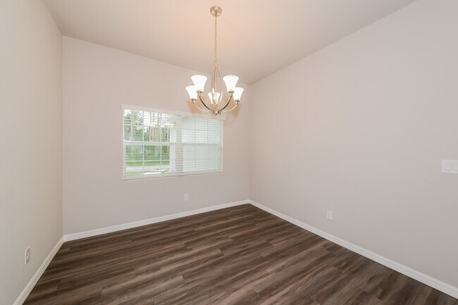 Foto del edificio - 216 Prineville St