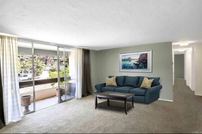 Living room - 6333 La Jolla Blvd