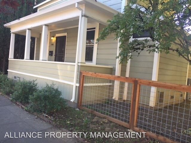 Building Photo - 2 br, 1 bath House - 144 Piper Street