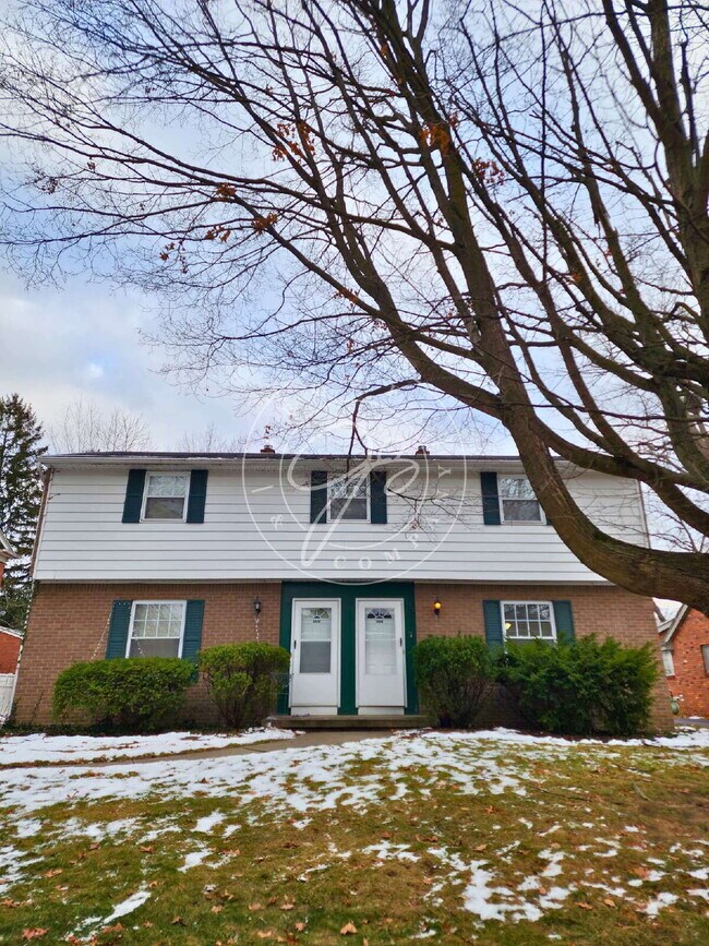 Foto del edificio - Sylvania Schools! Spacious 2-story, 3-bedroom, 2-bath home offering over 1,200 sq. ft. of living ...