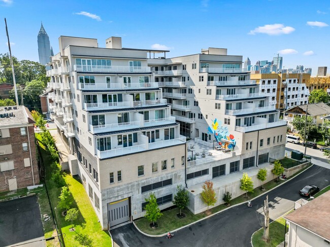 Bulevar 555 - 555 Boulevard