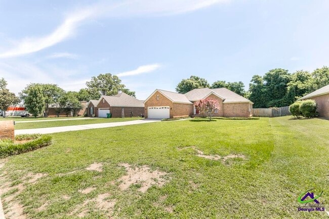 Building Photo - 1212 Willow Bend
