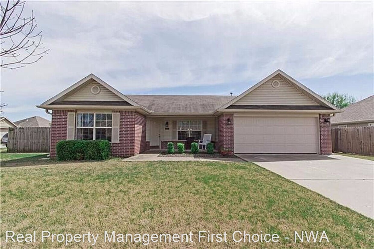Foto principal - 4 br, 2 bath House - 3101 SW Wentworth Ave