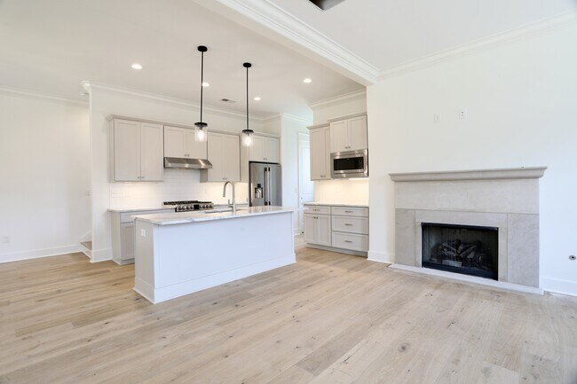 Foto del edificio - 406 Shakespeare Ln
