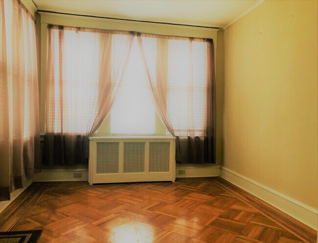 Foto del edificio - 618 Gerhard St