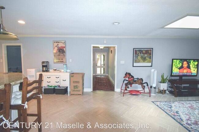 Building Photo - 4 br, 3 bath House - 1785 Brecon Drive