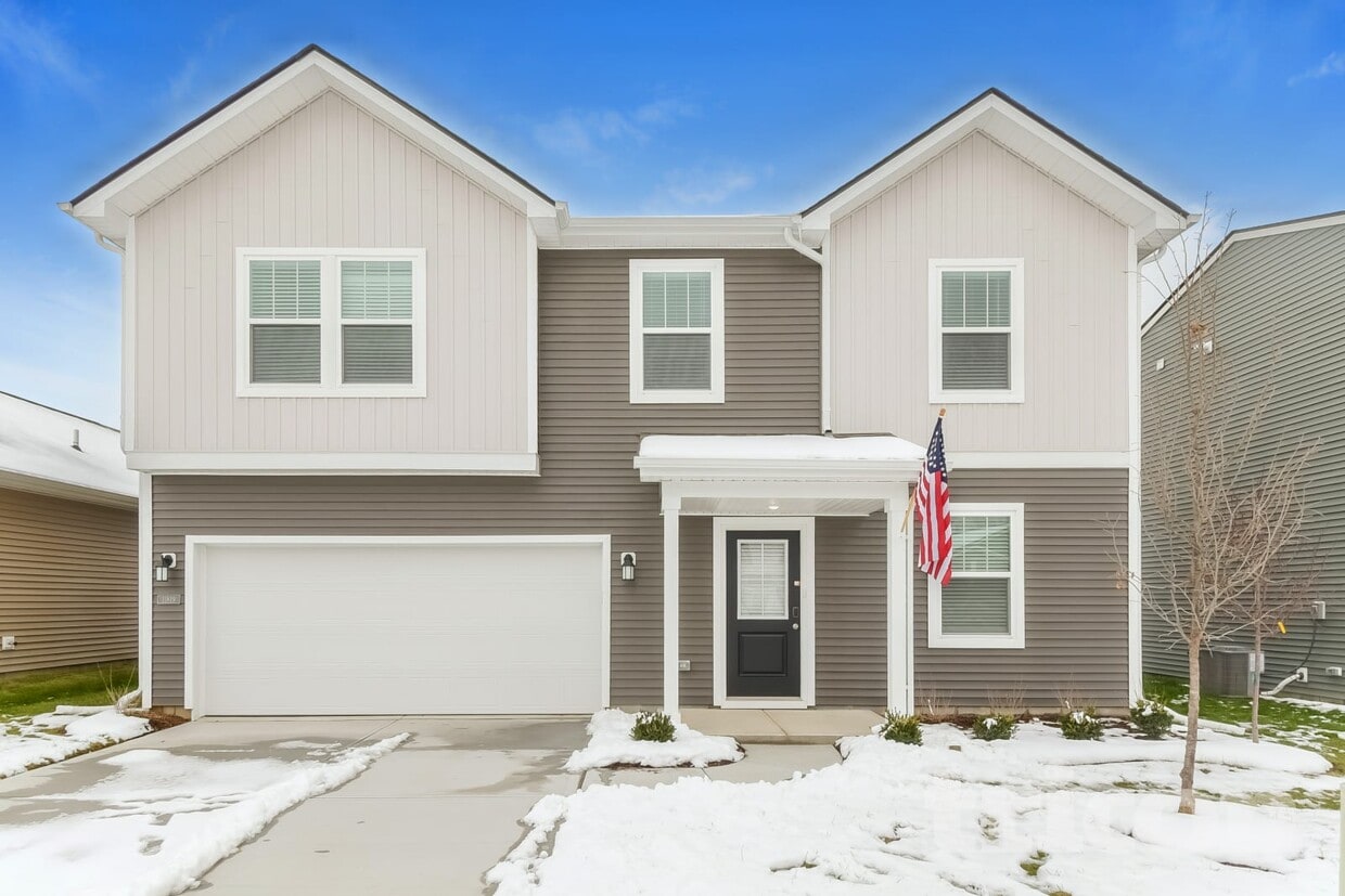 Foto principal - 11819 Moorfield Ln