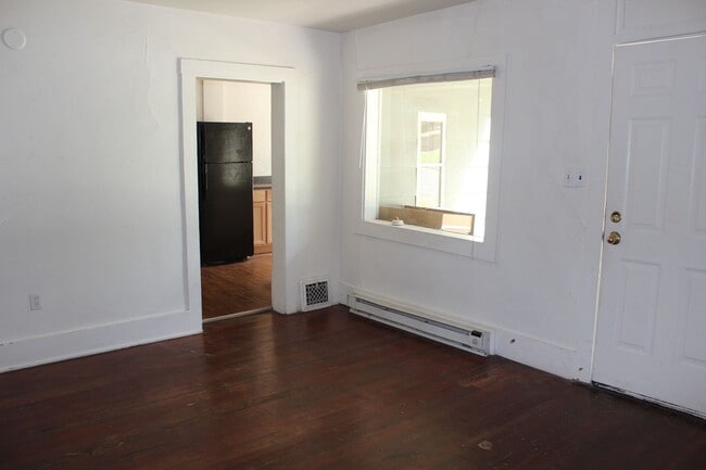 Building Photo - 623 S Jefferson St