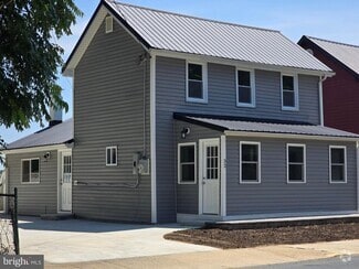 Building Photo - 32 South Main Street