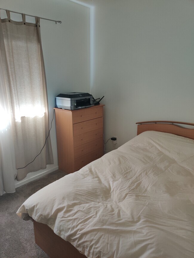 First bedroom - 4340 S Highland Dr