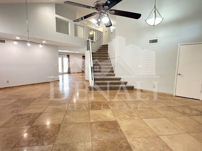 Foto del edificio - 18220 N 45th St