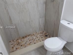 Building Photo - 2 br, 2 bath Apartment - 7025 NW 179th St