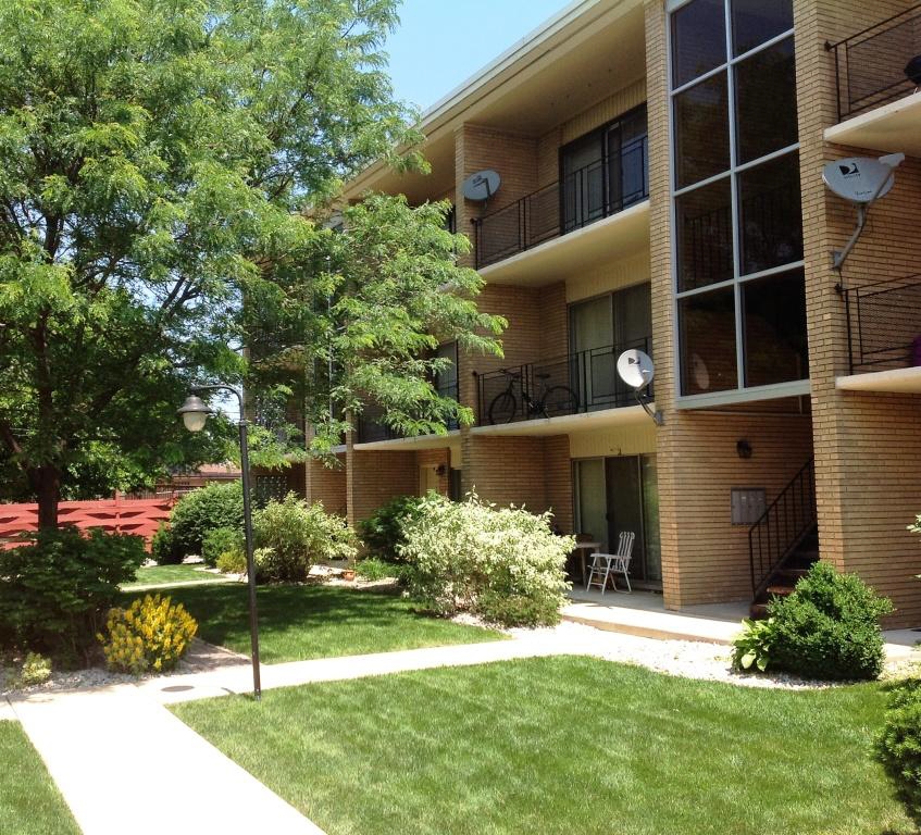 Foto principal - Oak Lawn Apartments