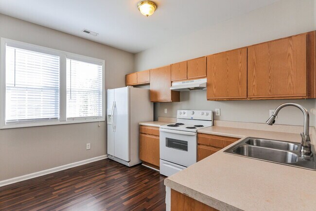 Foto del edificio - 3879 Pin Oak Rd