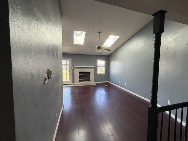 Foto del edificio - 2005 Handel Ct