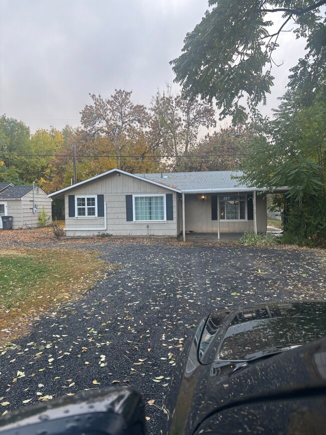 Building Photo - 333 F St NW