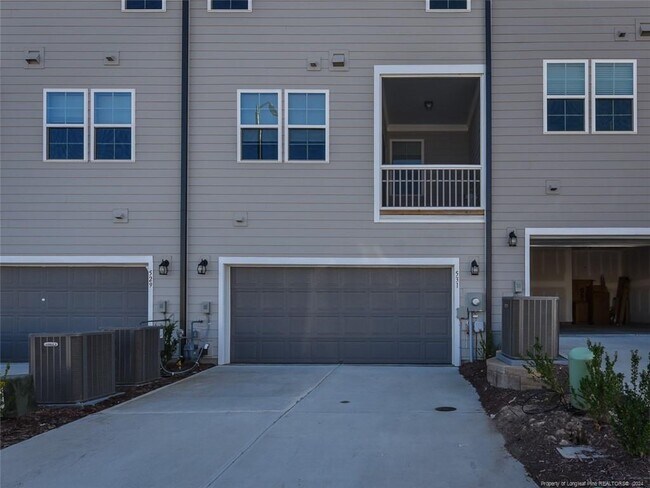 Building Photo - 531 Bistre Dr