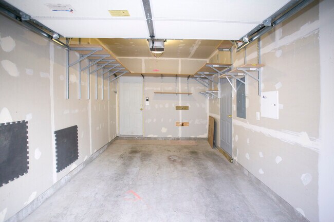 Photo - 42243 Black Rock Ter Apartment