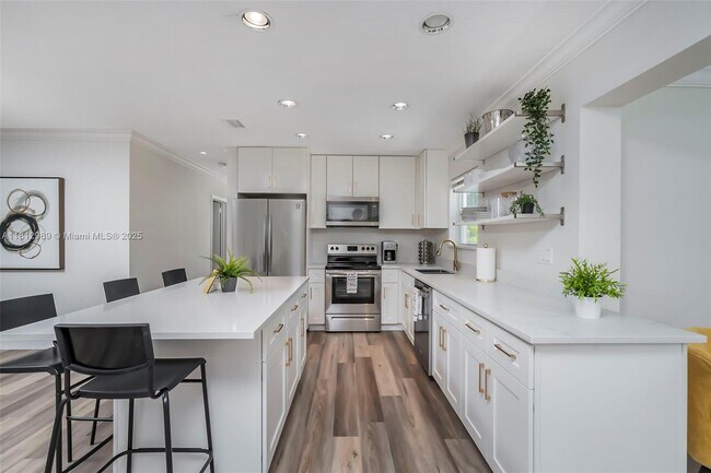 Foto del edificio - 1065 SW 4th Terrace