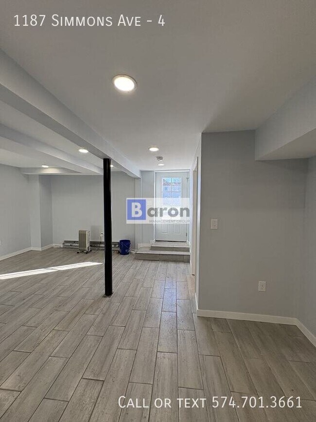 Building Photo - 1187 Simmons Ave